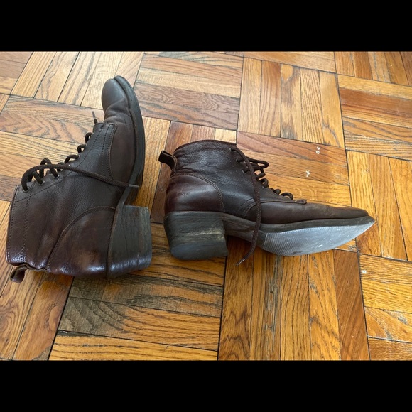 FRYE DISTRESSED WARM COGNAC Ankle Booties 8.5 LUX - Picture 5 of 7